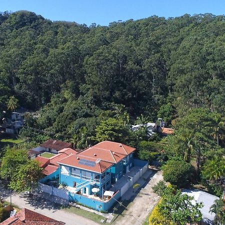 Residencial Aguas De Bare Hotel Sao Sebastiao  Eksteriør billede