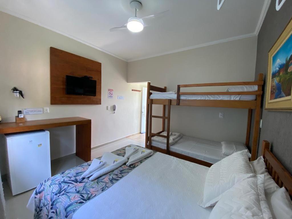 Residencial Aguas De Bare Hotel Sao Sebastiao  Eksteriør billede