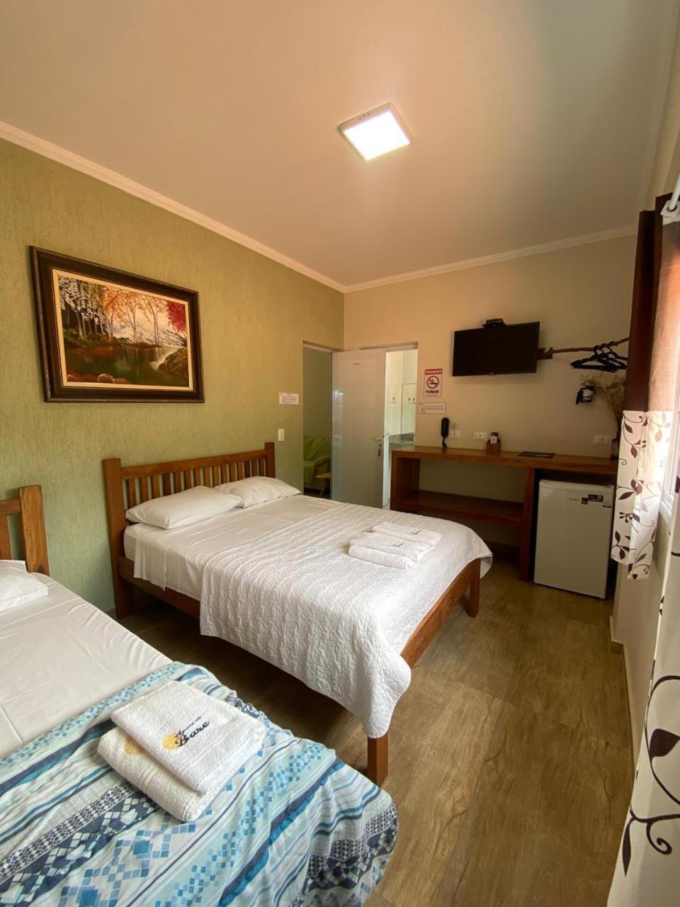 Residencial Aguas De Bare Hotel Sao Sebastiao  Eksteriør billede