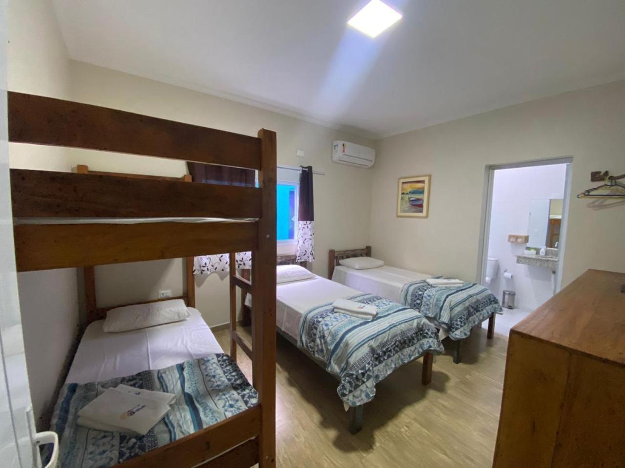Residencial Aguas De Bare Hotel Sao Sebastiao  Eksteriør billede
