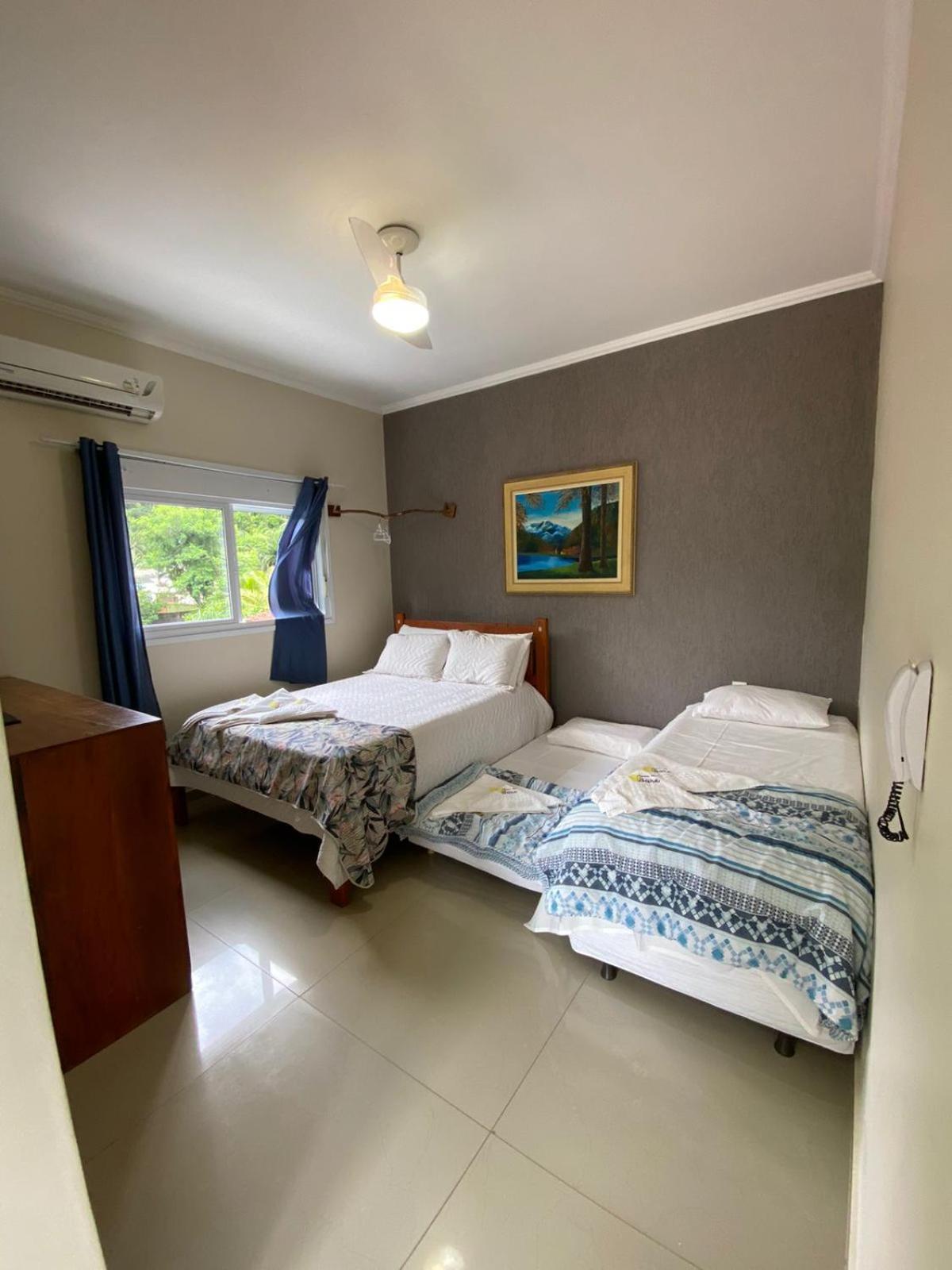 Residencial Aguas De Bare Hotel Sao Sebastiao  Eksteriør billede