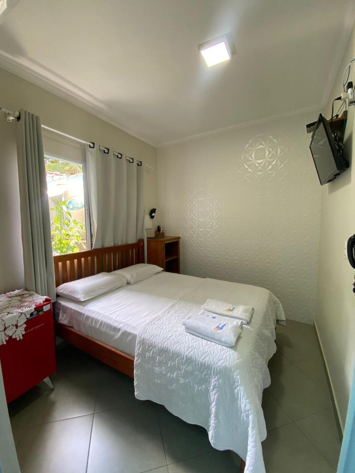 Residencial Aguas De Bare Hotel Sao Sebastiao  Eksteriør billede