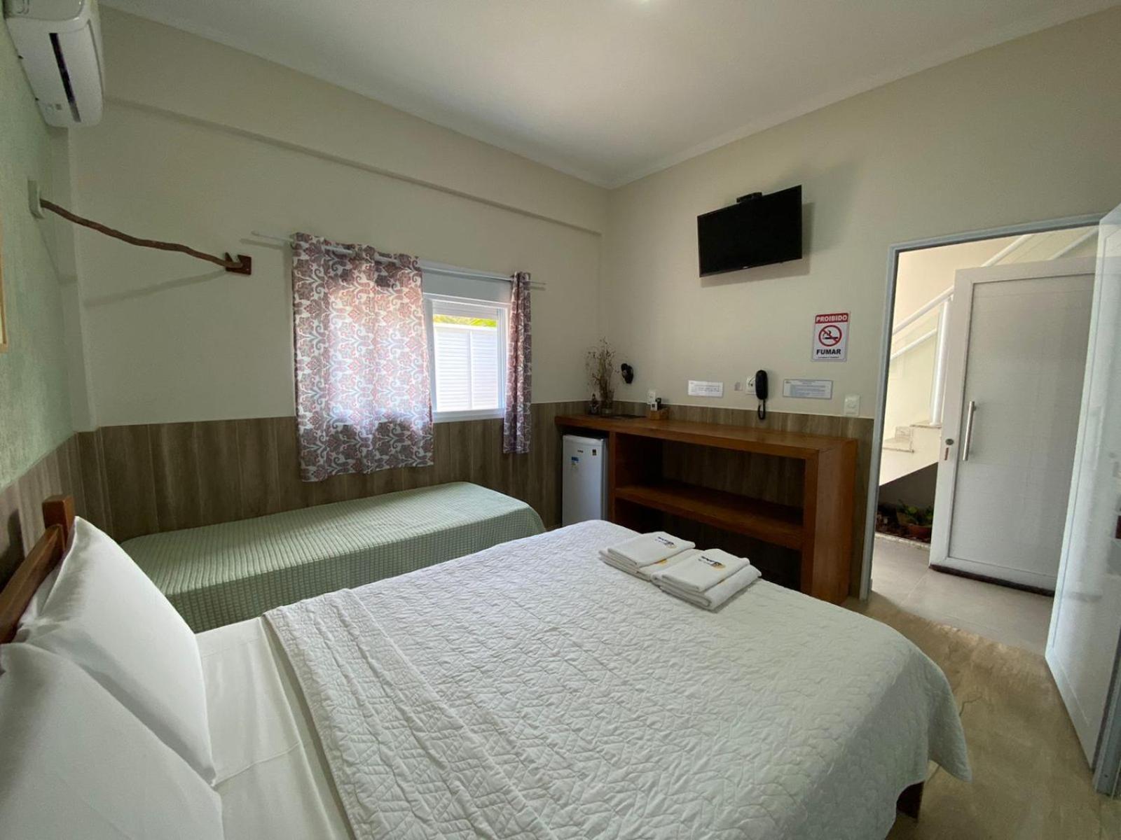 Residencial Aguas De Bare Hotel Sao Sebastiao  Eksteriør billede